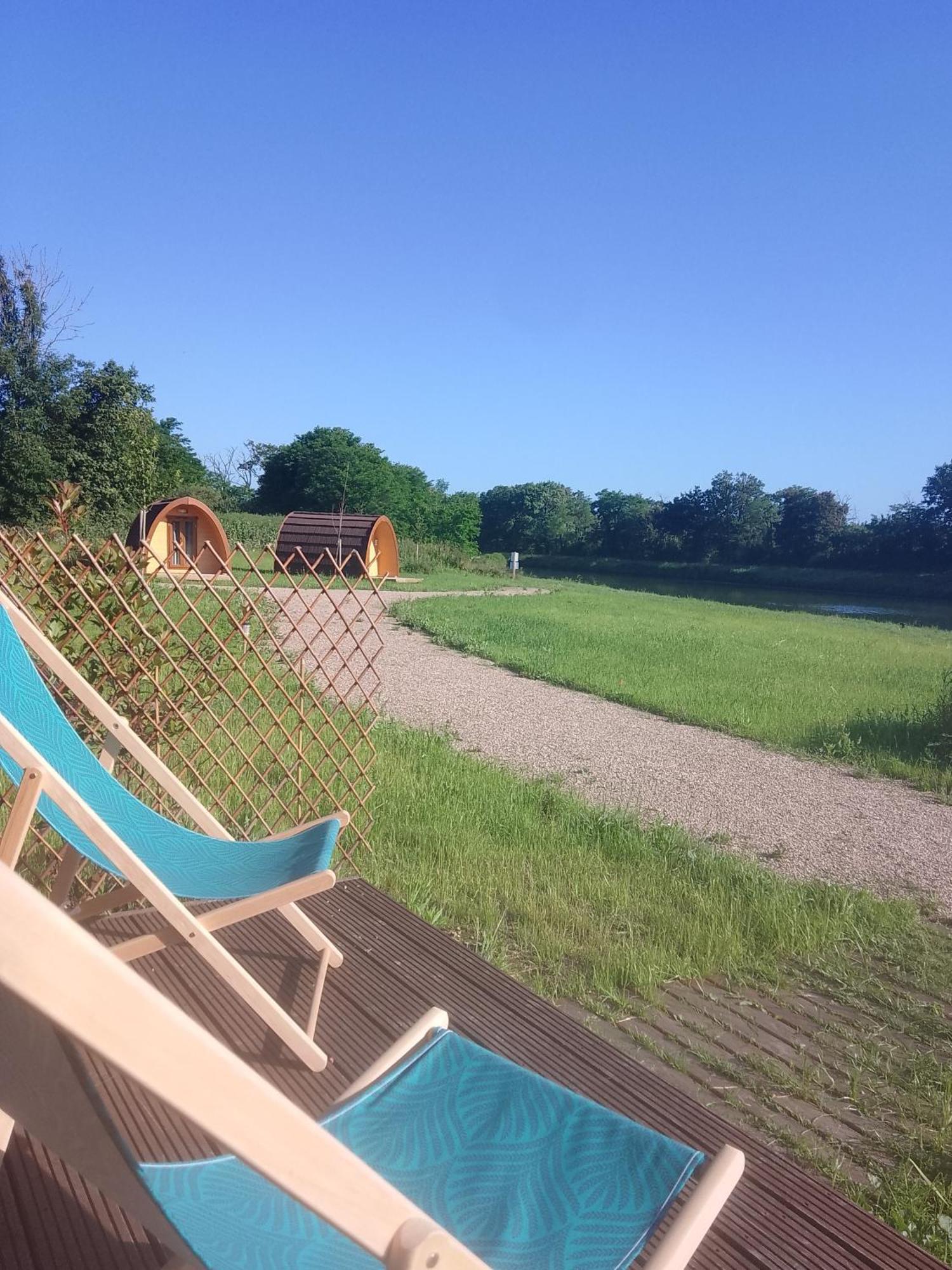 La Halte Du Canal Luthenay-Uxeloup Luaran gambar